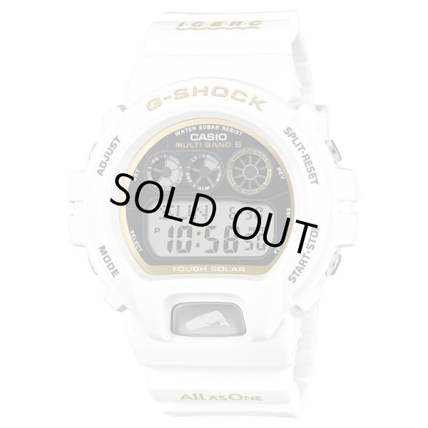 画像1: 腕時計 カシオ Gショック G-SHOCK ICERC Japan コラボレーションモデル 2024 DIGITAL 6900 SERIES GW-6904K-7JR メンズ 正規品 (1)